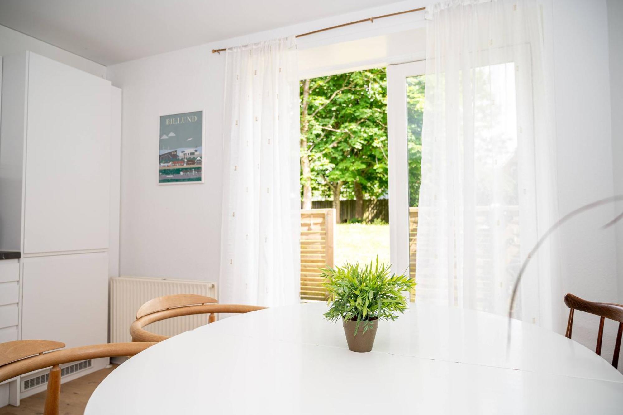 300 Meter Walk To Lego House - 80M2 Two Bedroom Apartment With Garden - Unit B Billund Exteriör bild